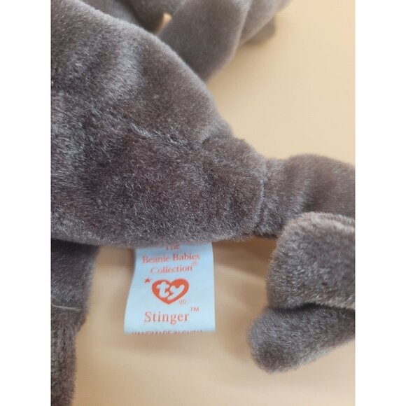 BEANIE BABY Stinger the Scorpion DOB 9/29/97 w/hang tag protector - Picture 3 of 4